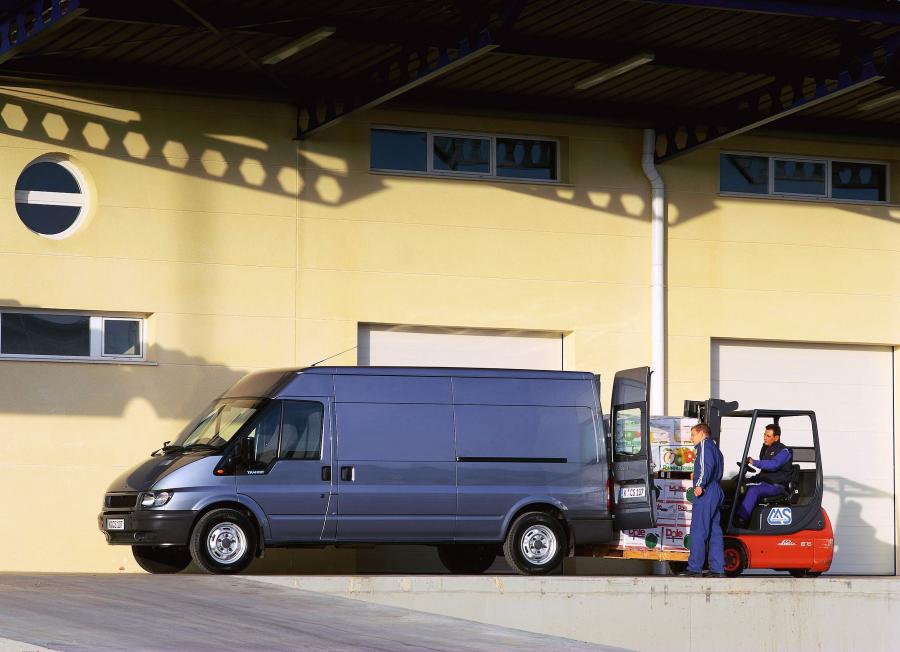  Ford Transit 2000 года  (фото 6 из 109)